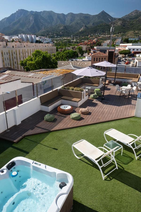 Daos Suites & Terrace Marbella Exterior photo